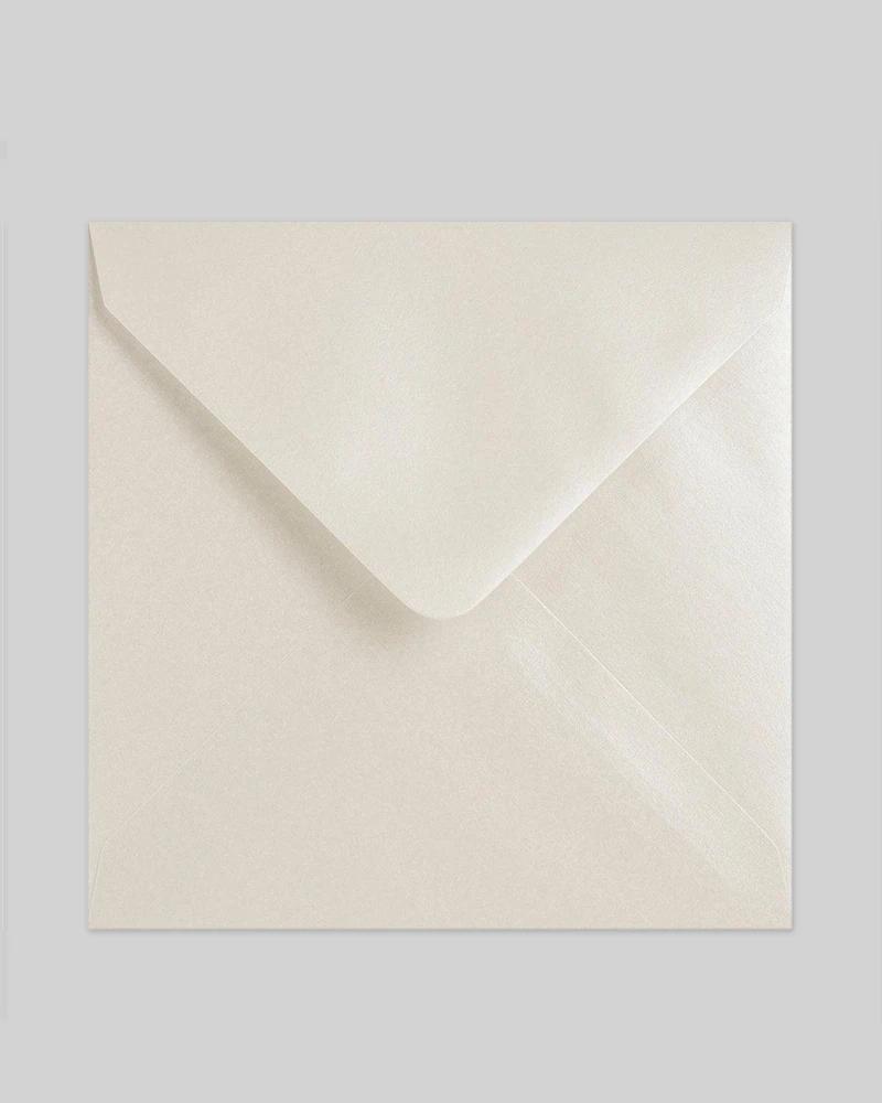 Krémová metalická obálka - rozmer štvorec 140x140mm