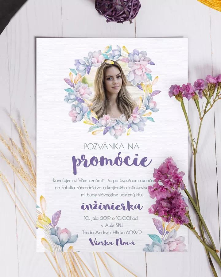 Promočné oznámenie s fotkou a motívom s kvetmi 2/3