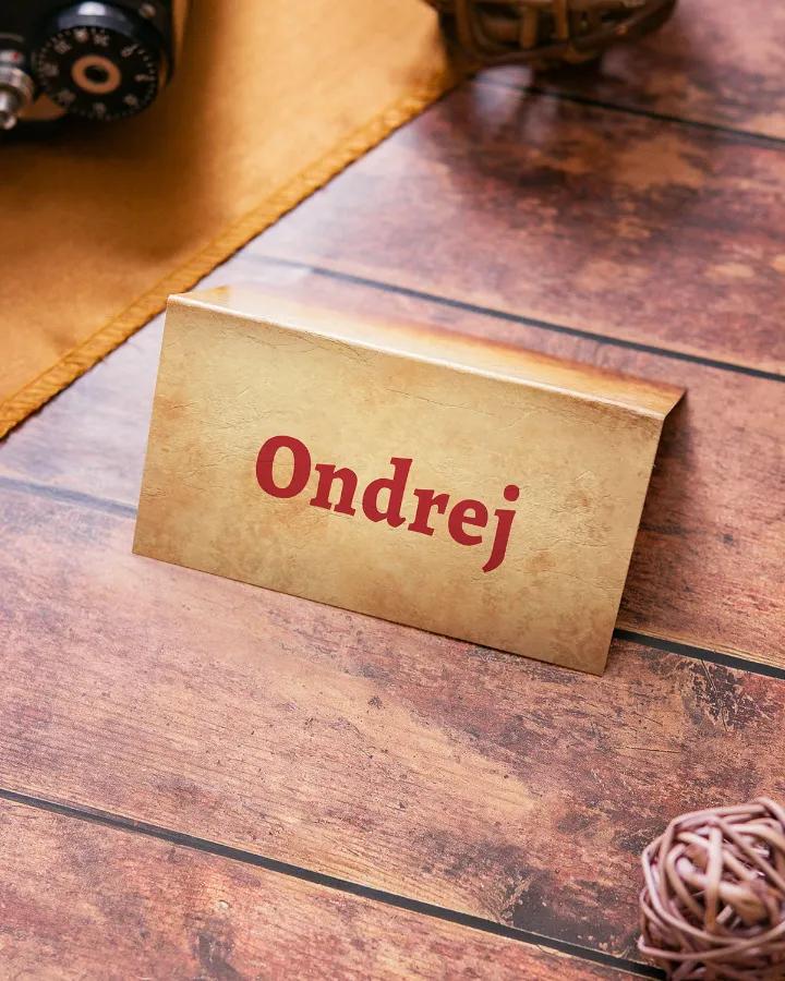 Menovky na stôl – Retro noviny 01 2/3