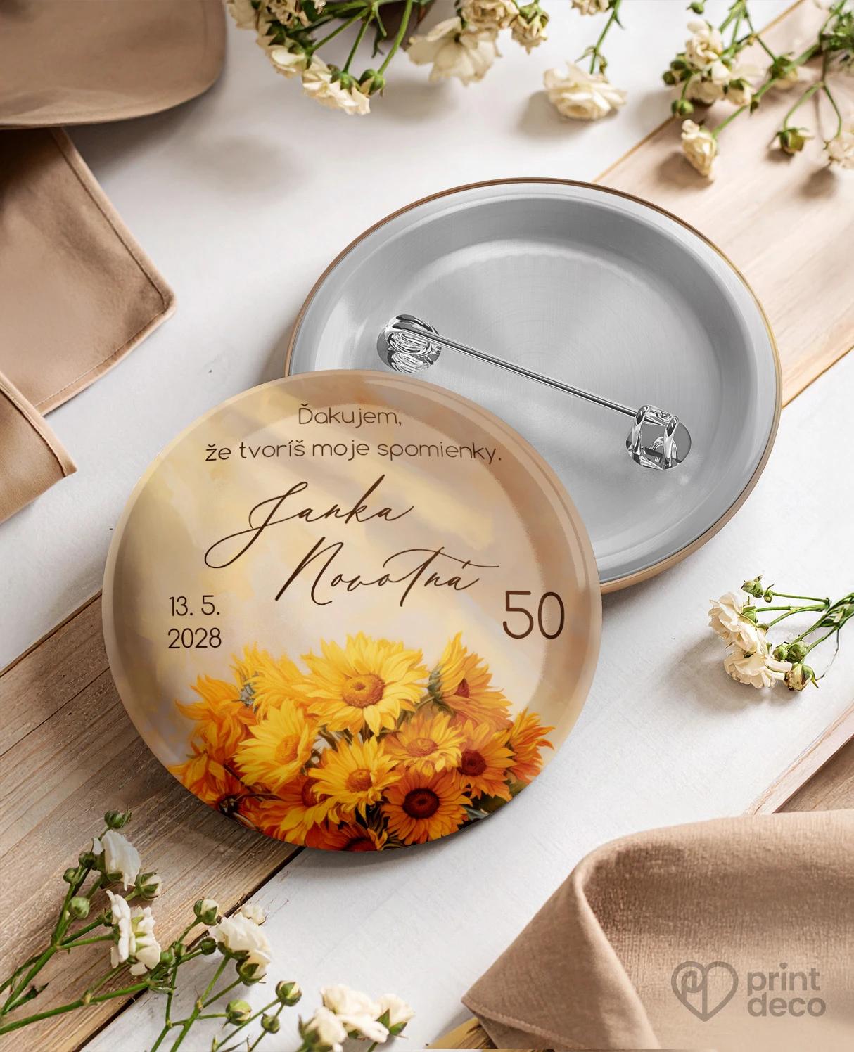 Pamätné kruhové odznaky z oslavy pre včelára 04