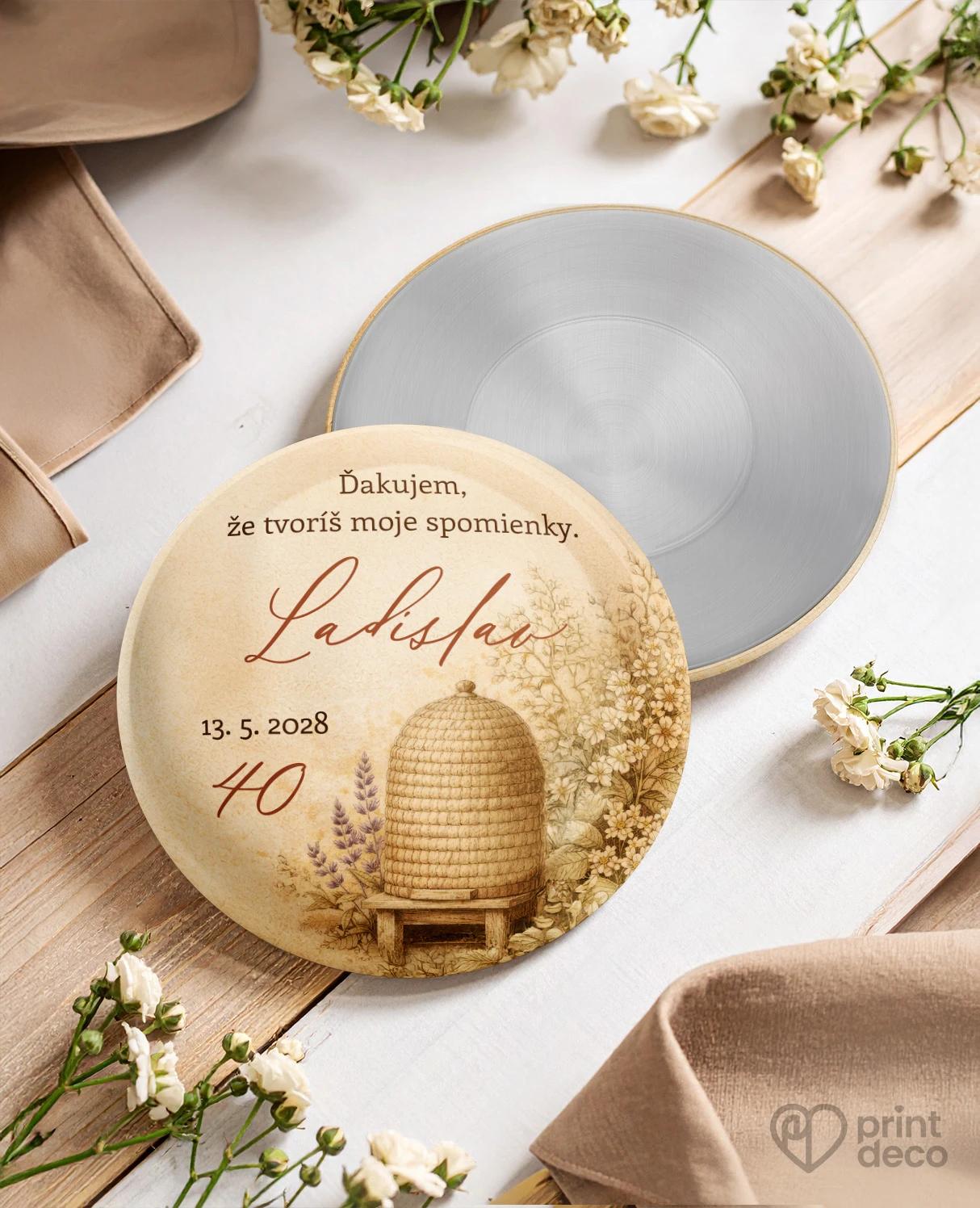 Pamätné kruhové magnetky z oslavy pre včelára 18