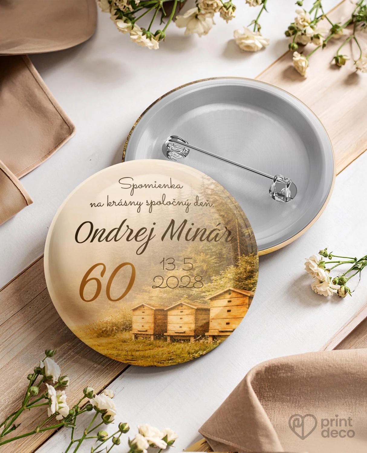 Pamätné kruhové odznaky z oslavy pre včelára 27