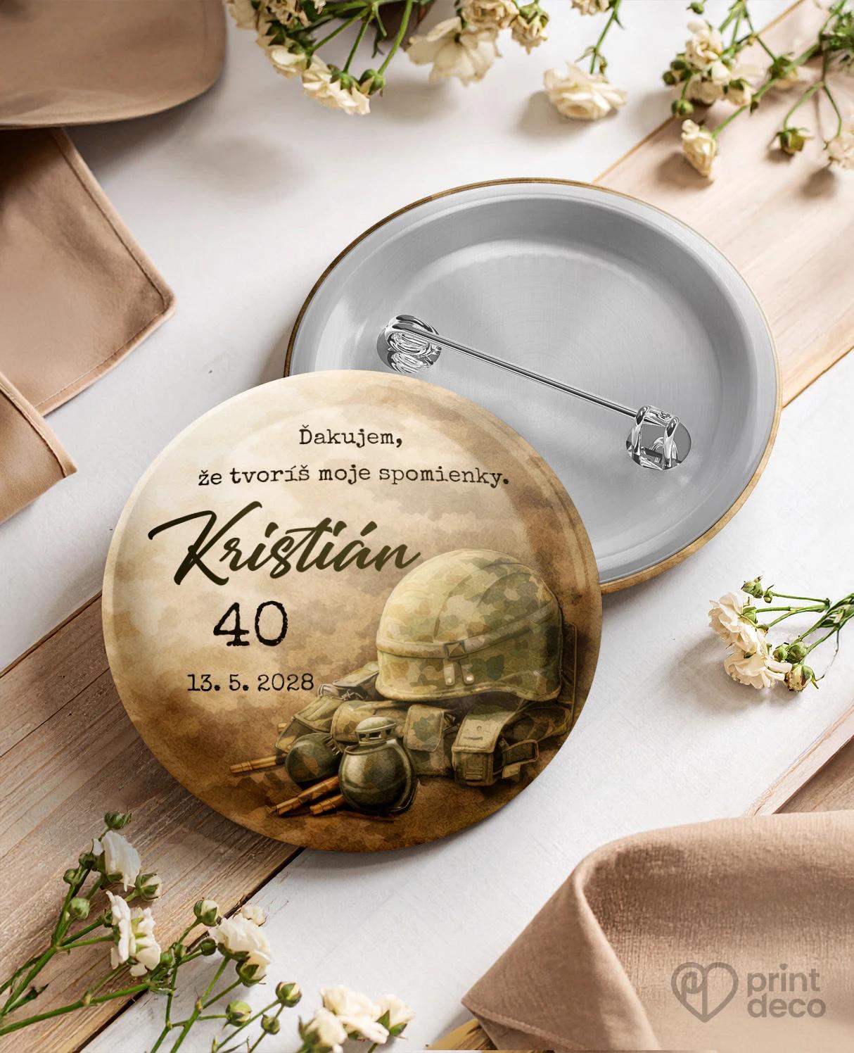 Pamätné kruhové odznaky z oslavy pre vojaka 01