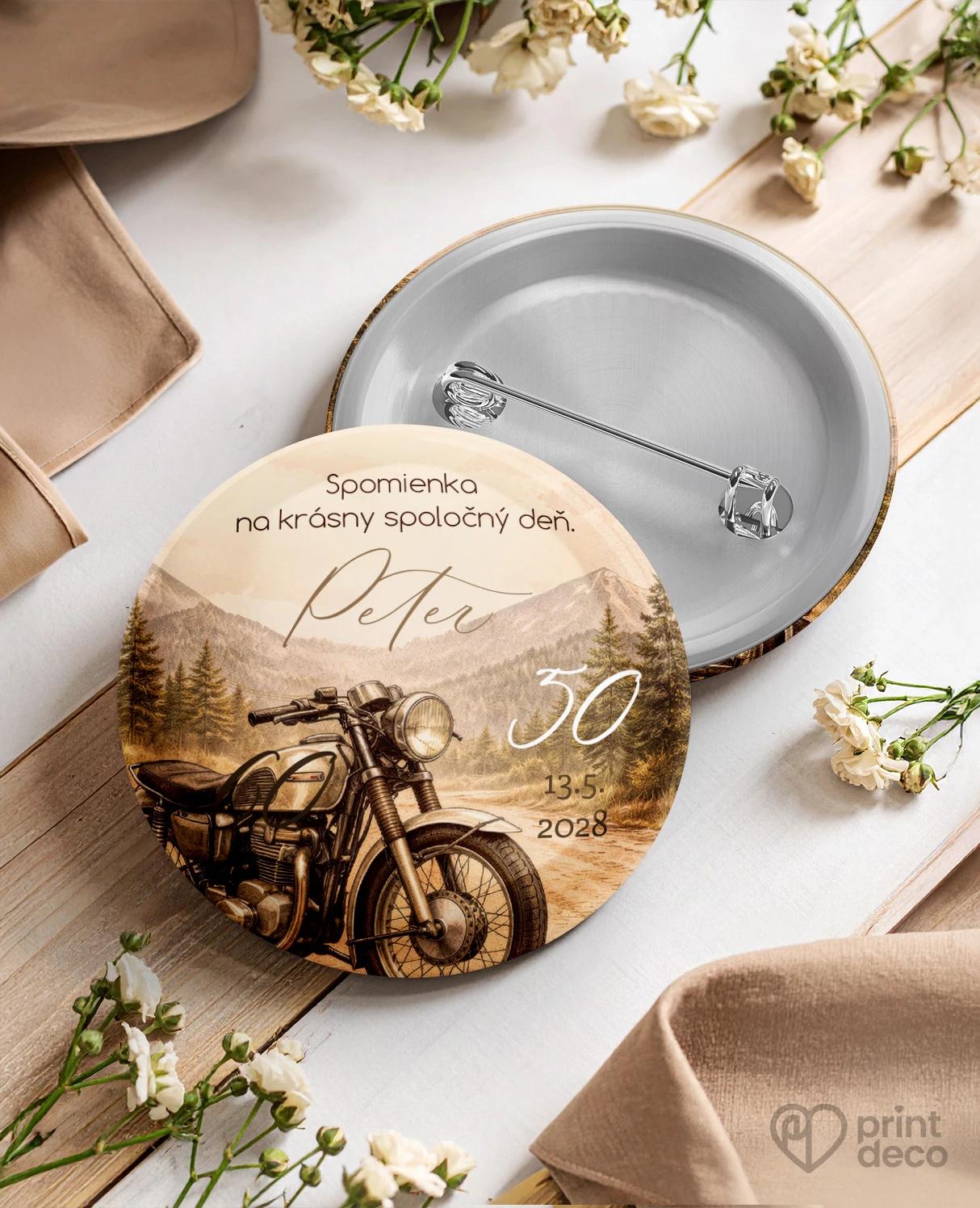 Pamätné kruhové odznaky z oslavy pre motorkára 05