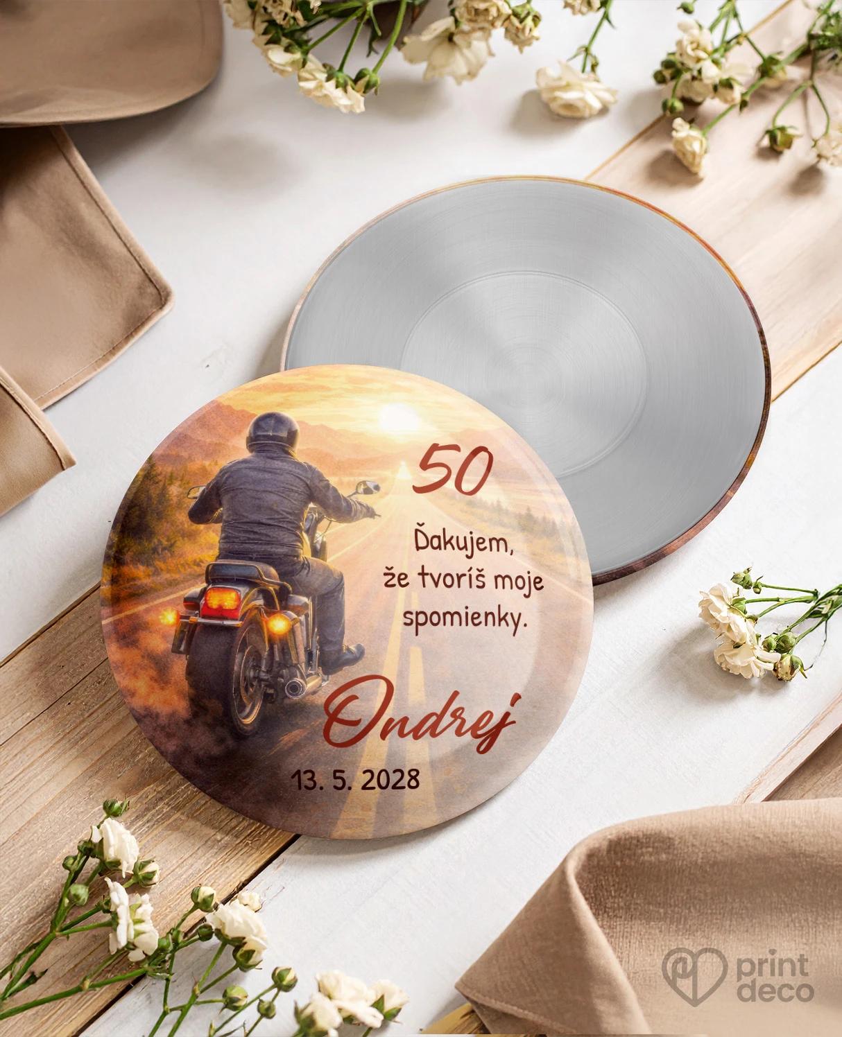 Pamätné kruhové magnetky z oslavy pre motorkára 09